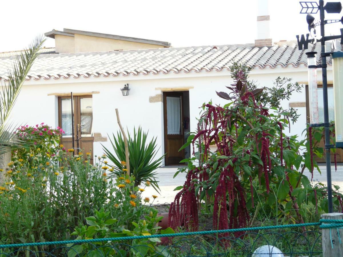 B&B Nurachi Esterno foto