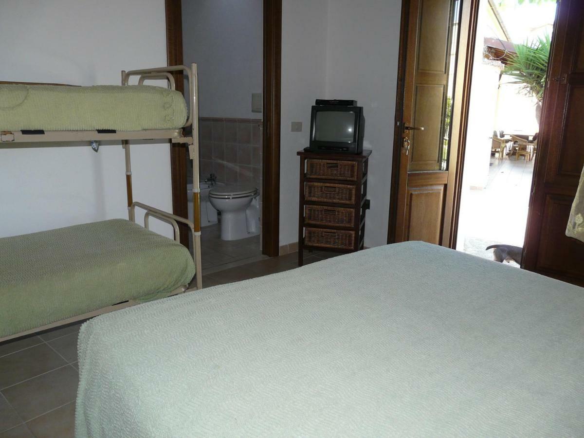 B&B Nurachi Esterno foto